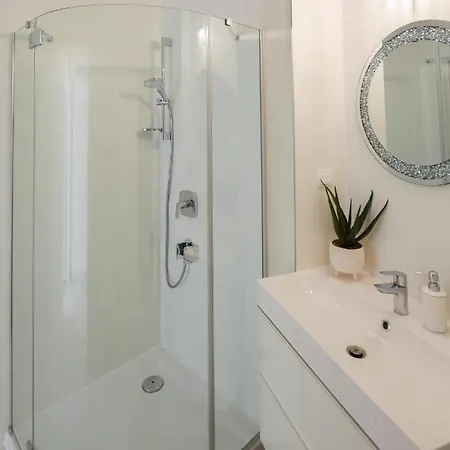 Koenigin Apartament Beci