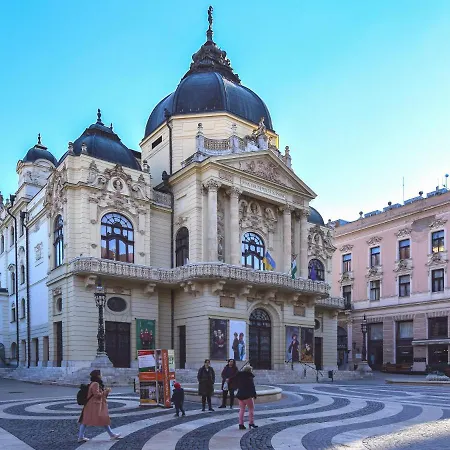 Koenigin Appartement Pécs